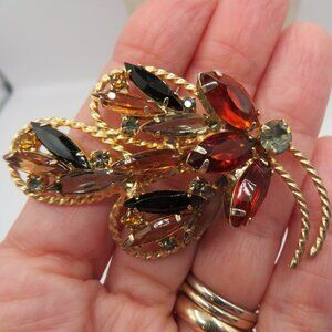 Vintage Amber Brown Black Rhinestone Gold Tone Leaf Brooch